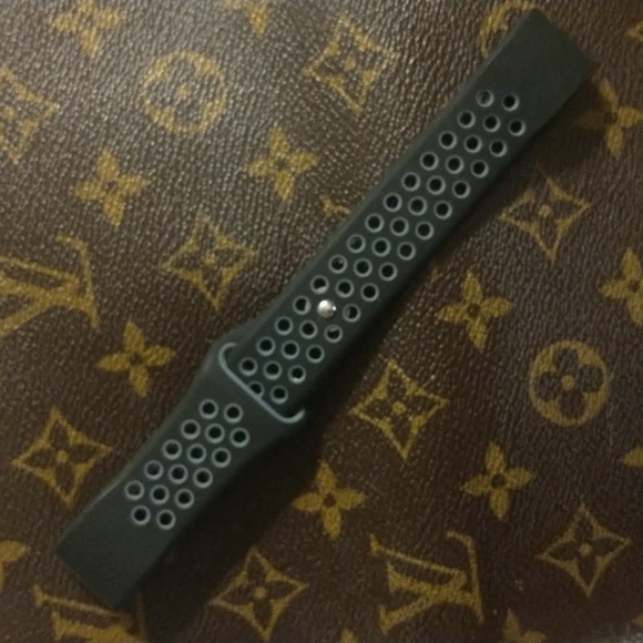 FITBIT HM Charge 2 interchangeable Silicone Black & Grey Wristwatch Sports Band - Picture 6 of 7